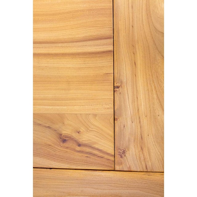 Large French Round Elm Dining Table from Charlotte Perriand For Sale - Image 10 of 13