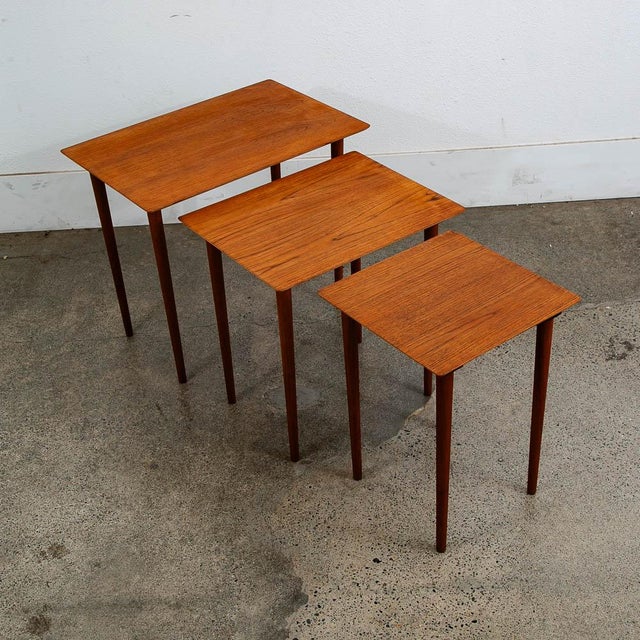 Mid Century Danish Modern Nesting Tables Gp Mobilia Teak Set 3 Denmark MCM Side For Sale - Image 4 of 12