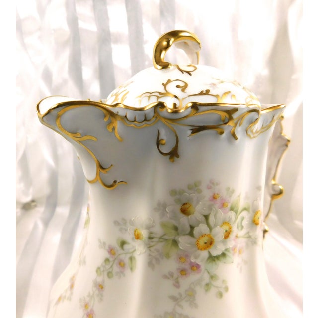 Late 18th Century White Floral Chocolate Pot Teaport Coiffe at Cie Limoges For Sale In San Francisco - Image 6 of 14