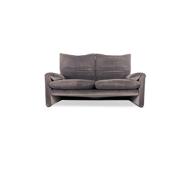 Maralunga Two-Seater Sofa by Vico Magistretti for Cassina For Sale - Image 10 of 10