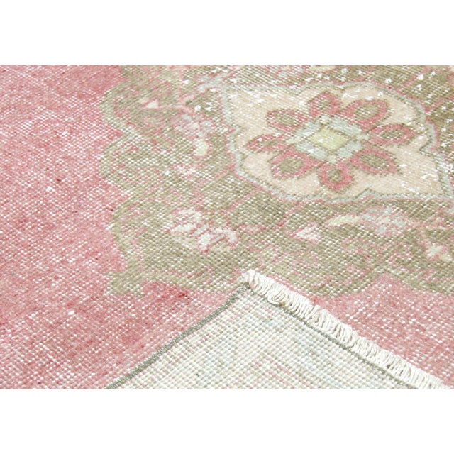 1960s Turkish Oushak Rug For Sale - Image 4 of 6