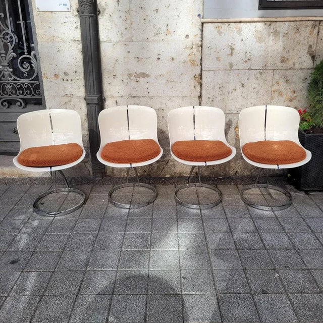 Space Age Style Goldfinger Chairs in Fiberglass and Chrome Steel after Michel Cadestin, France, 1990s, Set of 4 For Sale - Image 3 of 18