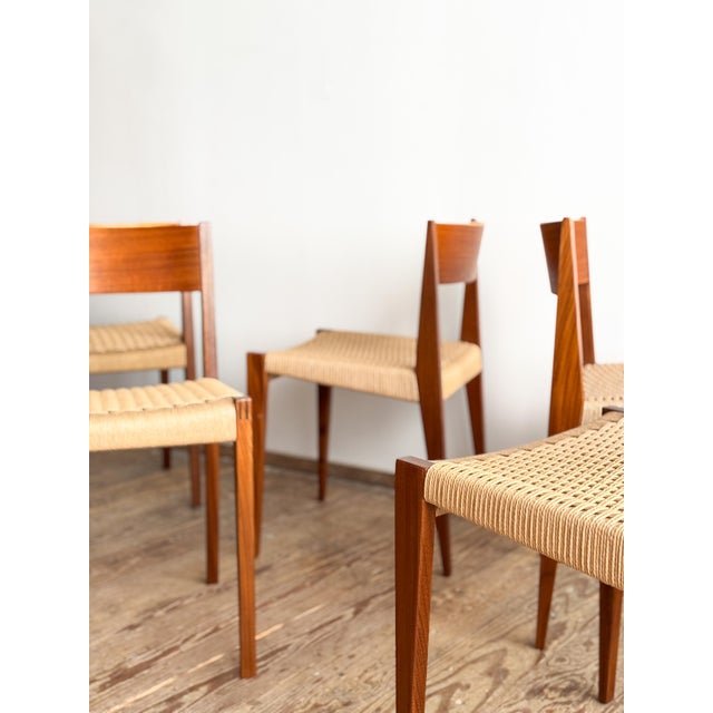 Pia Dining Room Chairs in Walnut with Wickerwork by Poul Cadovius, Set of 6 For Sale - Image 14 of 16