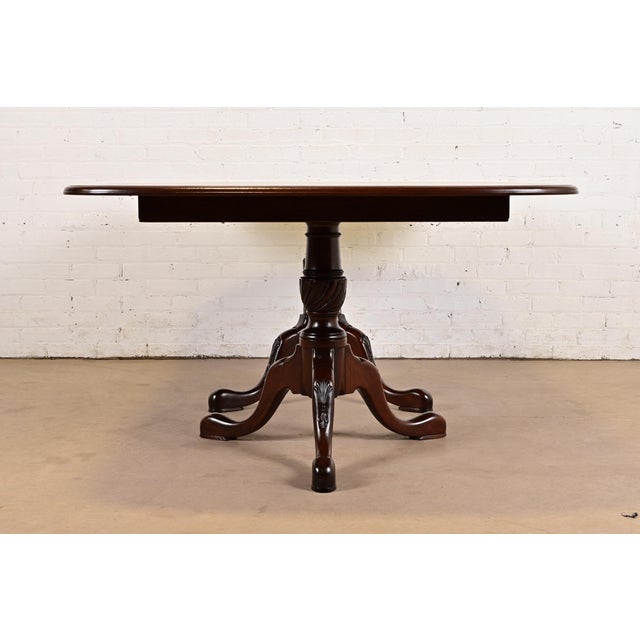 Baker Furniture Style Georgian Banded Mahogany Double Pedestal Extension Dining Table, Newly Refinished For Sale - Image 12 of 13