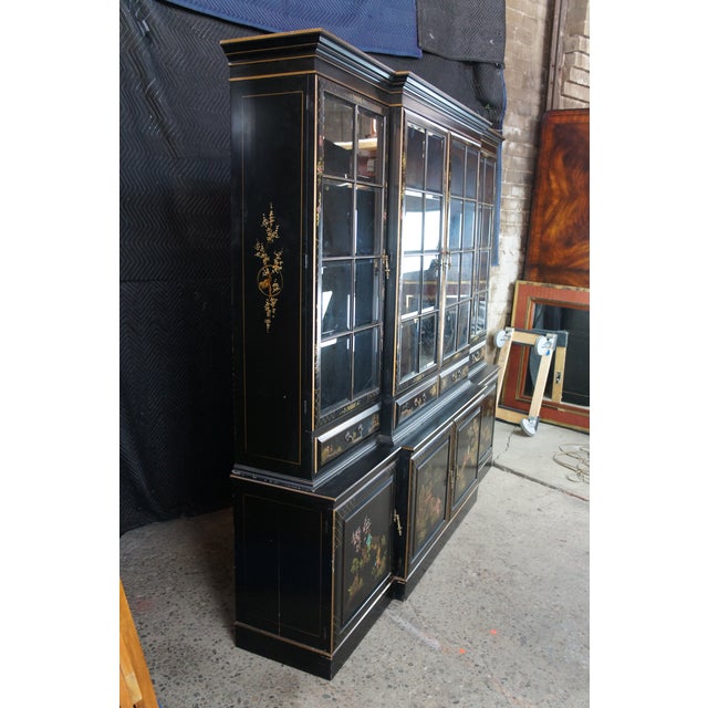 Mid 20th Century Union National Lacquered Chinoiserie Breakfront China Display Curio Cabinet 90", Attributed For Sale - Image 17 of 18