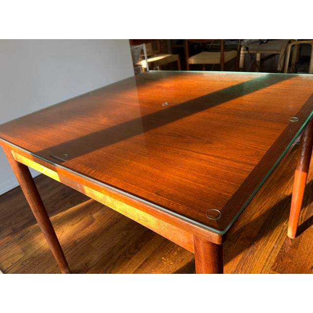 Mid-Century Modern Poul Hundevad for Hundevad & Co. (Hu) Expanding Teak Dining Table and Two Matching Woven Paper Cord Chairs. Made in Denmark. For Sale - Image 11 of 14