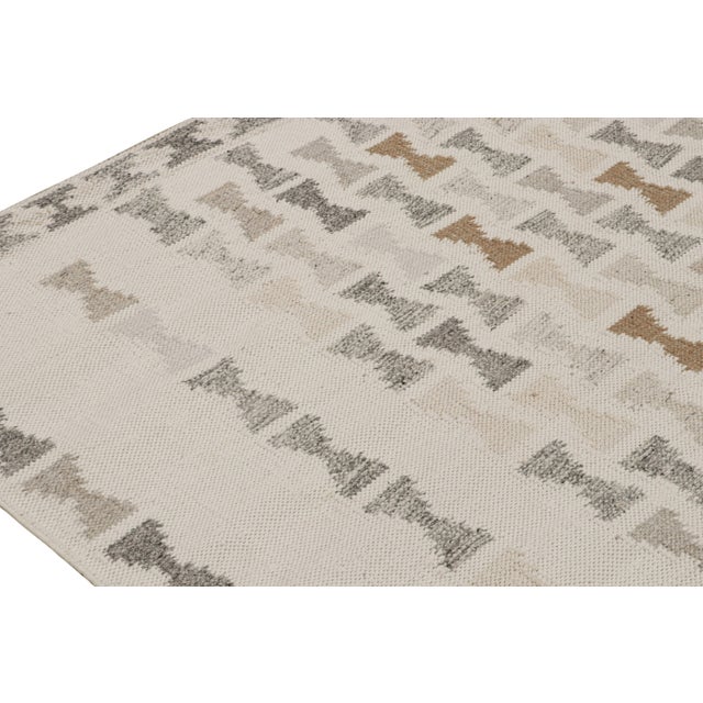 Not Yet Made - Made To Order Muted Scandinavian Kilim Rug by Celerie Kemble for Chairish, 4'x6' For Sale - Image 5 of 8