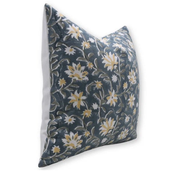 Make a bold statement with our Aradhna throw pillows, crafted from thick cotton white for exceptional luxury and...