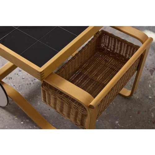 Model 900 Serving Trolley by Alvar Aalto for Artek, 1970s For Sale - Image 6 of 8
