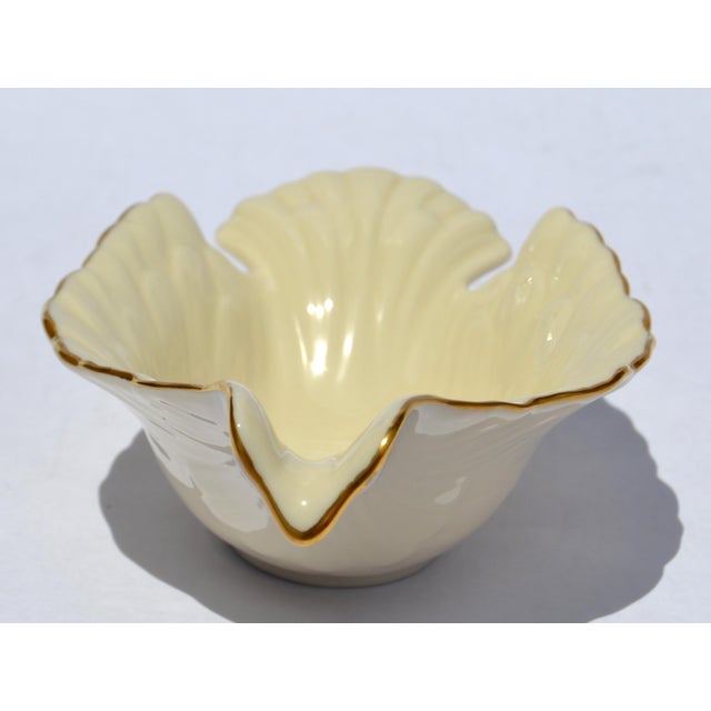 1980s 1980s Lenox Dove Collection Open Candy Dish Fine Bone Ceramic Porcelain Gold Trim For Sale - Image 5 of 13