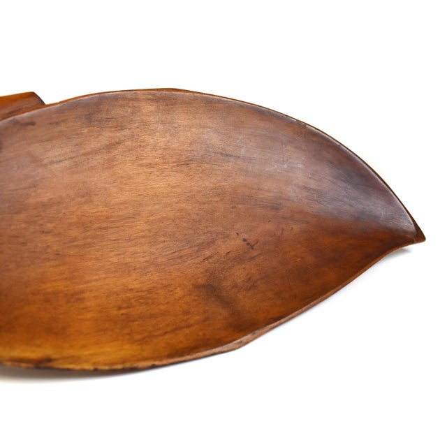 Late 20th Century 20th Century Carved Solid Wood Leaf Shape Dish For Sale - Image 5 of 6