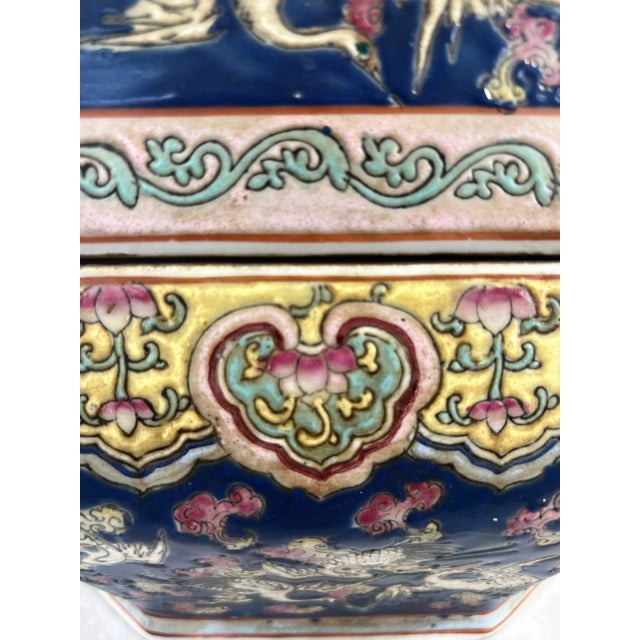 Antique Chinese Blue & Yellow Porcelain Covered Serving Container (Storage / Gift Box) With Auspicious Cranes and Bats For Sale In Tampa - Image 6 of 11