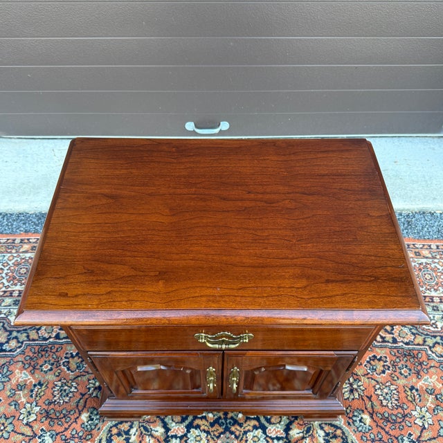 Vintage Thomasville Chippendale Collector's Cherry Nightstand Cabinet With Drawer For Sale - Image 9 of 17