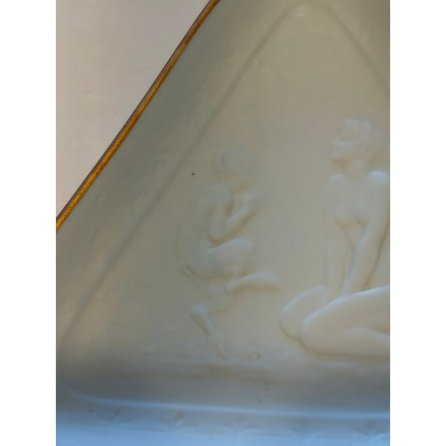 Late 20th Century Les Griffes Collection D’Art Bisque Plates Styled After Joe Descomps - Limoges France - Set of 8 For Sale - Image 12 of 13