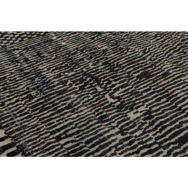 Rug & Kilim Rug & Kilim’s Contemporary Abstract Rug With Geometric Patterns For Sale - Image 4 of 7