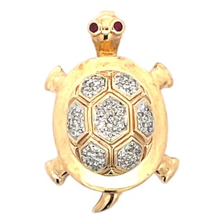 Vintage 14k Yellow Gold Diamond Figural Turtle Brooch Pin Pendant For Sale