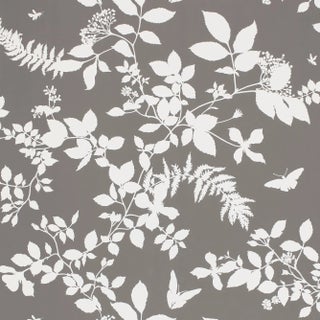 Sample - Schumacher Shadow Vine Wallpaper in Charcoal For Sale