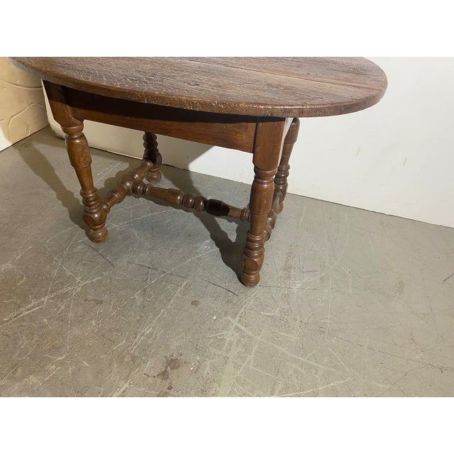 English 1820 English Oak Oval Shape Accent Table For Sale - Image 3 of 5