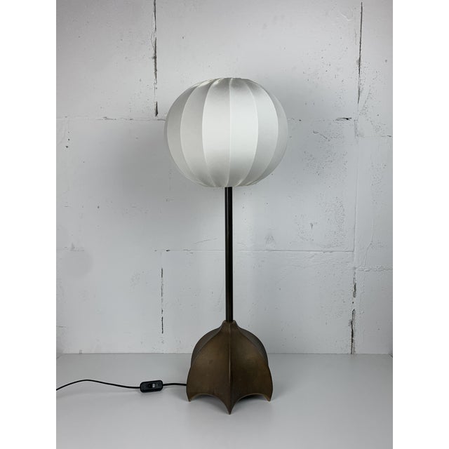 Lovely bronze brutalist large ( 80 cm ) table lamp by late Dutch designer Jan des Bouvrie for Qasar, 1990s. We currently...
