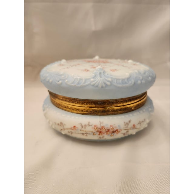 Victorian Wavecrest Glass Powder Jar For Sale - Image 3 of 6