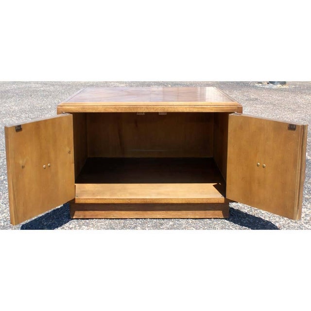 Drexel Pair of Plaudit by Drexel Two-Toned Wood Nightstands Side Tables For Sale - Image 4 of 7