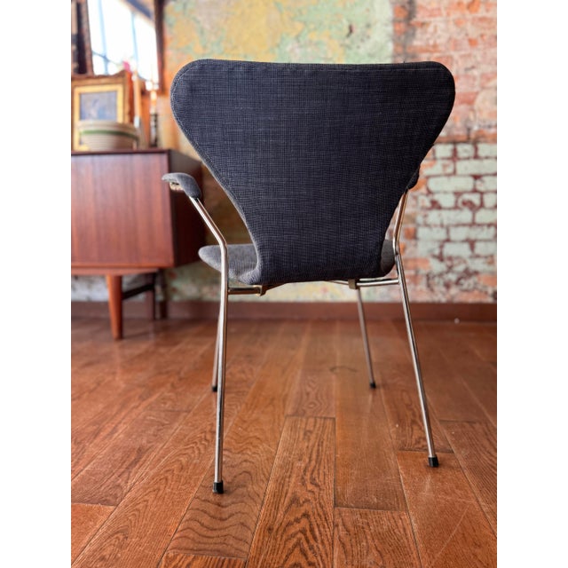 Mid 20th Century Attributed Arne Jacobsen Series 7 Armchair (Model 3207) , Denmark | Circa 1955 For Sale - Image 5 of 12