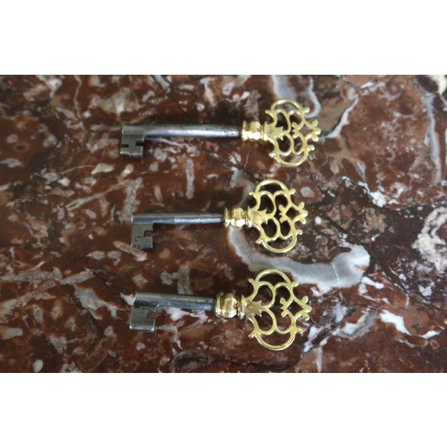 Wood Regency Tomb Chest of Drawers, 18th Century For Sale - Image 7 of 14