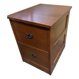 Stickley Mission Collection Oak Two-Drawer File Cabinet For Sale