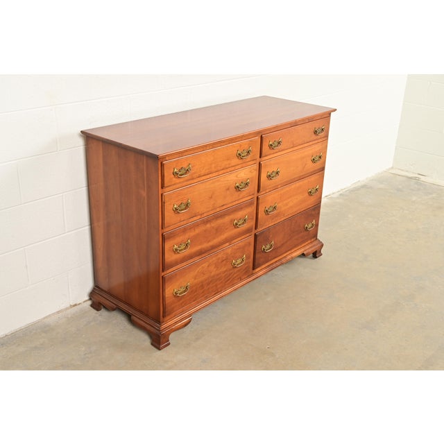 L. & J.G. Stickley, Inc. L. & J. G. Stickley Georgian Solid Cherry Wood Eight-Drawer Double Dresser, Circa 1950s For Sale - Image 4 of 16