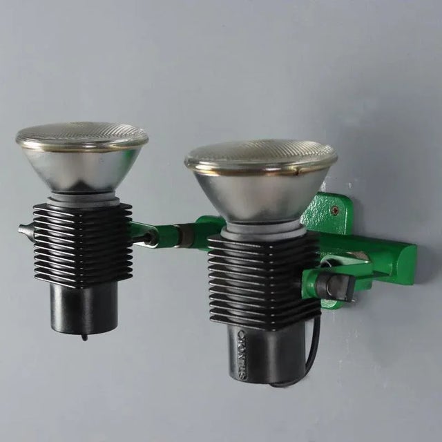 Metal Vintage Wall Lamp in Green Enamelled Metal from Stilnovo, 1980s For Sale - Image 7 of 9