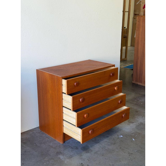 Mid-Century Modern Vintage Danish Teak Chest of Drawers – Mid Century Modern 4-Drawer Dresser, Denmark 1960s For Sale - Image 3 of 8