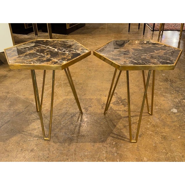 Early 21st Century Pair of Mid_Century Modern Brass Hex Tables With Marble Top For Sale - Image 5 of 5