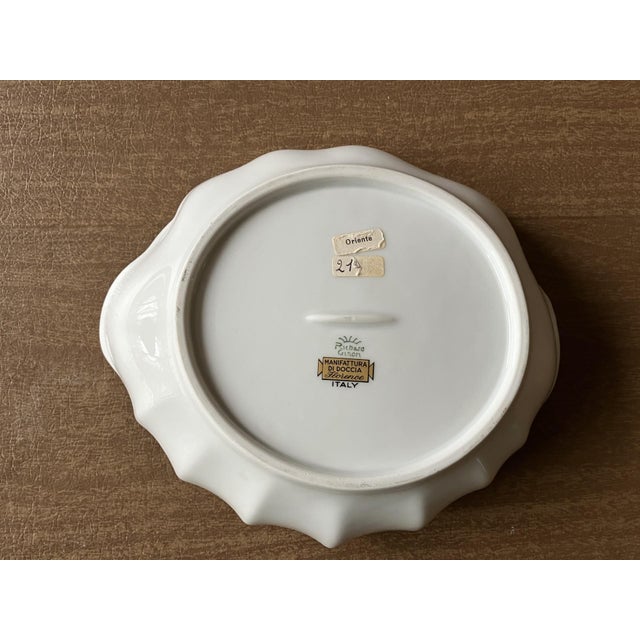 Richard Ginori Richard Ginori Scalloped Dish - Oriente Pattern For Sale - Image 4 of 6