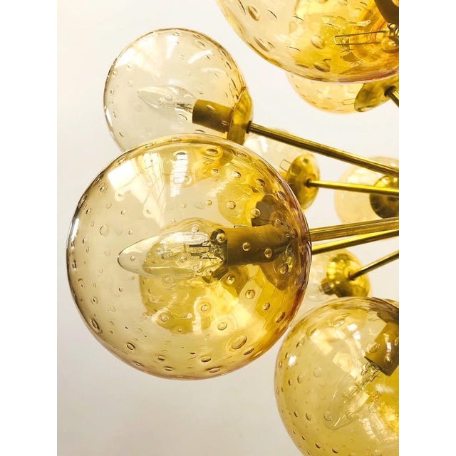 Not Yet Made - Made To Order 21st Century Ovale Natural Brass Amber Bubbles Murano Sputnik Chandelier by Fabio LTD For Sale - Image 5 of 8