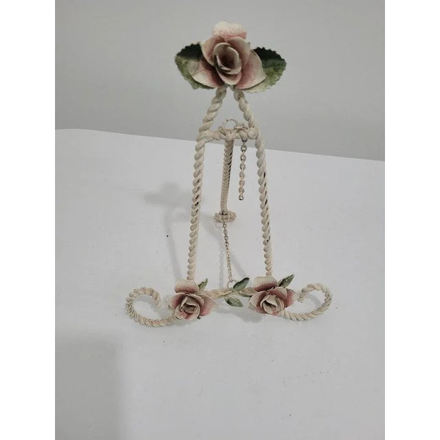 Vintage White Tole Metal Flowers Picture Art Plate Easel Table Top Display In good condition with very minor wear Measures...
