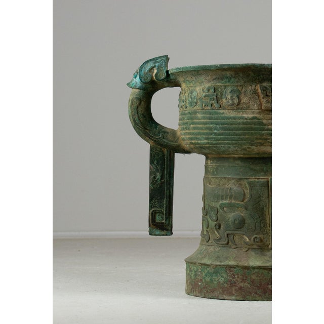 Large Archaic Bronze Gui Vessel with Taotie Beast For Sale - Image 4 of 11