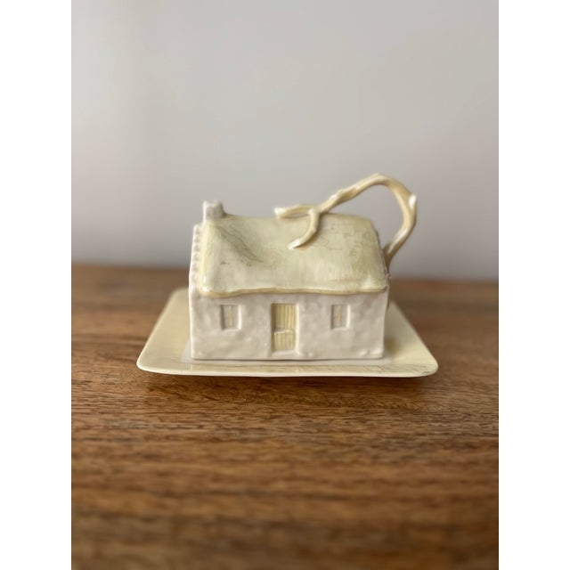 Belleek Pottery Ltd. 1980s Belleek Irish Cottage Covered Butter Dish 7th Gold/Brown Mark For Sale - Image 4 of 10