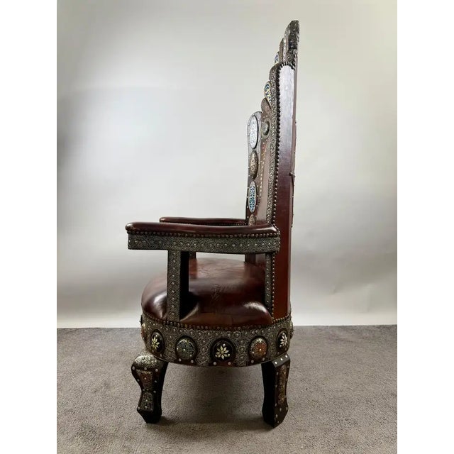 1980s Portuguese Colonial Style Leather & Filigree Design Throne Chair For Sale - Image 5 of 12