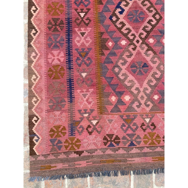 Afghan Maimana Kilim Area Rug, Handwoven Wool, 5x10, Rose & Navy For Sale - Image 14 of 16