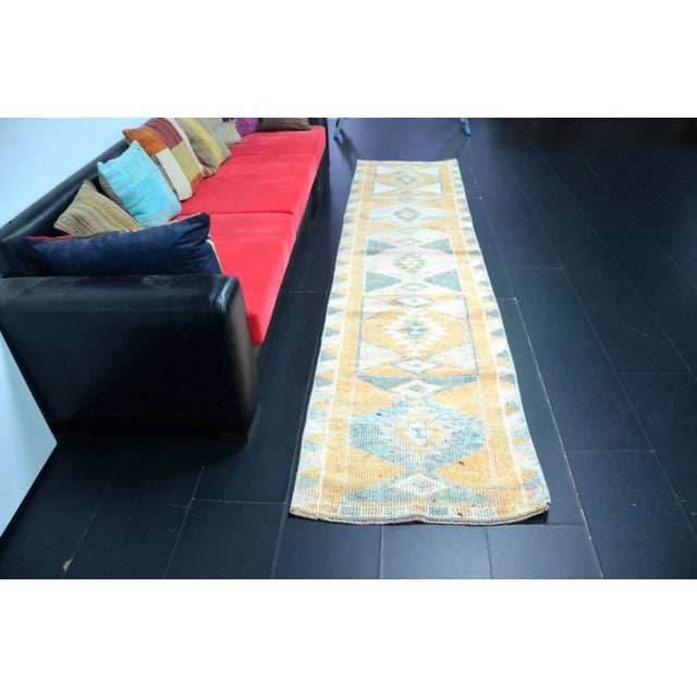 1960s Turkish Anatolian Herki Handmade rug in Turkish Tribal Decorative Herki Rug, Vintage Runner Rug, Turkish Vintage...