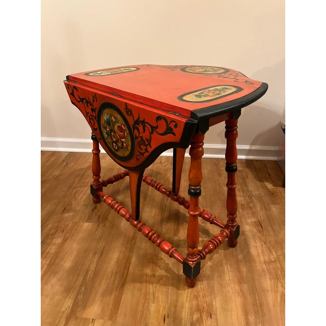 19th Century Colonial Drop Leaf Side Table With Hand Painted Tole Details, Half Serpentine Leafs, and Butterfly Supports For Sale - Image 9 of 13