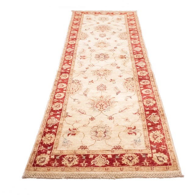 Middle Eastern Rug in Wool For Sale - Image 10 of 10