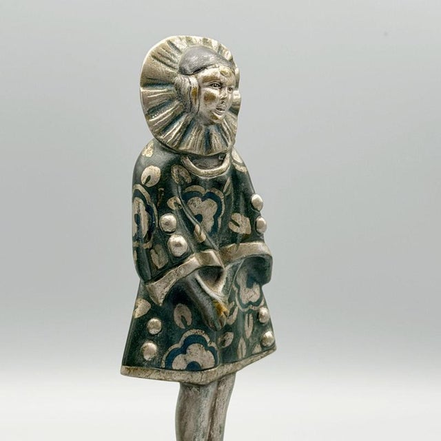 Art Deco Commedia dell'Arte Bookends, 1920s, Set of 2 For Sale - Image 3 of 6