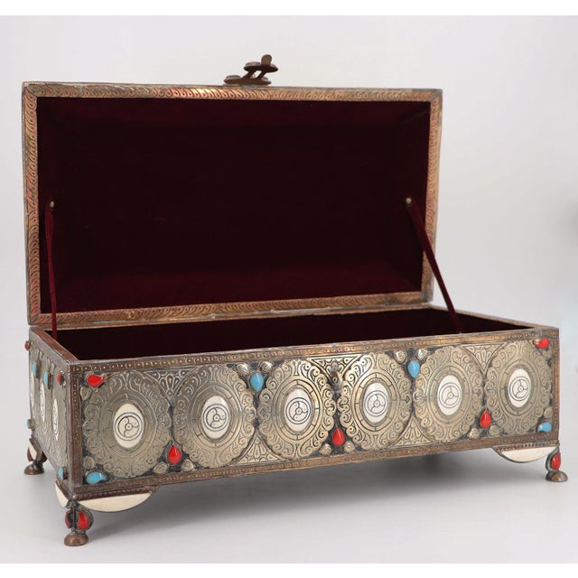 1960s Large Box Decorated With Silver and Turquoise Stones For Sale - Image 15 of 17