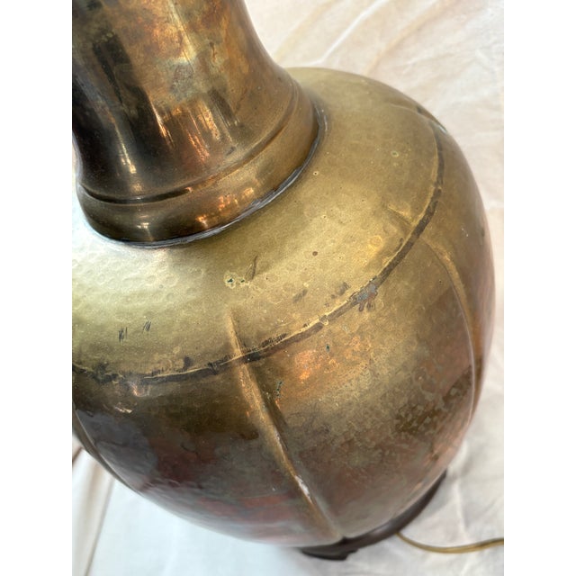 1950s Mid-Century Brass Ginger Jar Table Lamp on Wood Base, Circa 1950s For Sale - Image 4 of 10