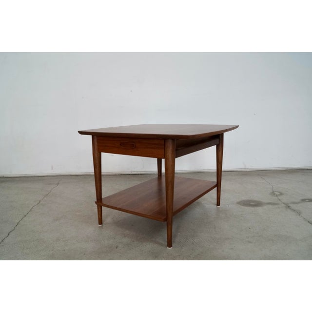 Mid-Century Modern 1960’s Mid-Century Modern Walnut End Table by Lane Furniture For Sale - Image 3 of 12