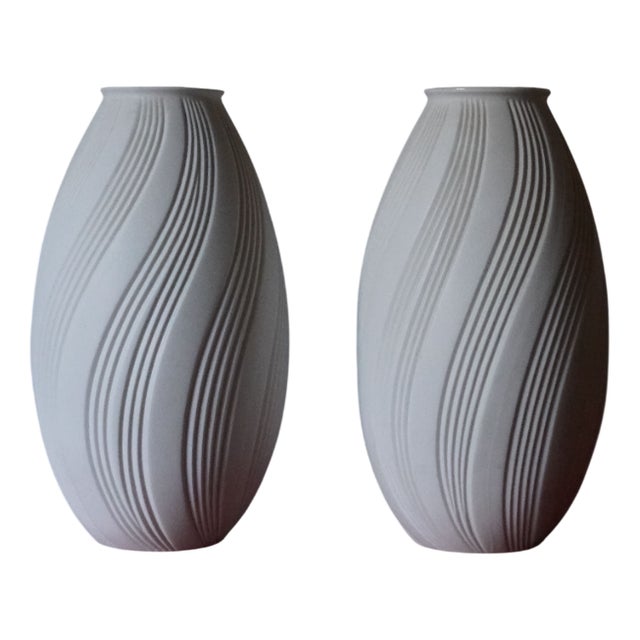 Vintage German Vases in Biscuit Porcelain from AK Kaiser, 1960s, Set of 2 For Sale