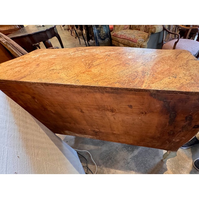 19th Century Venetian Painted Commode With Carved Detail For Sale - Image 9 of 12