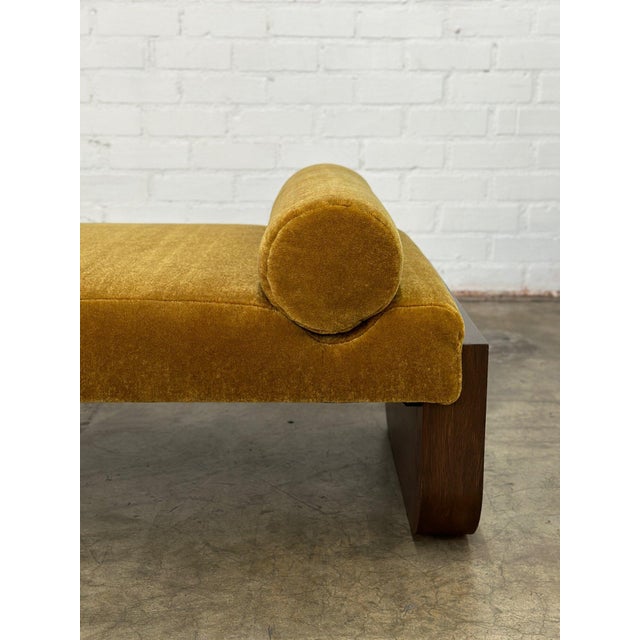 Contemporary La Luna Daybed in Mohair For Sale - Image 3 of 12