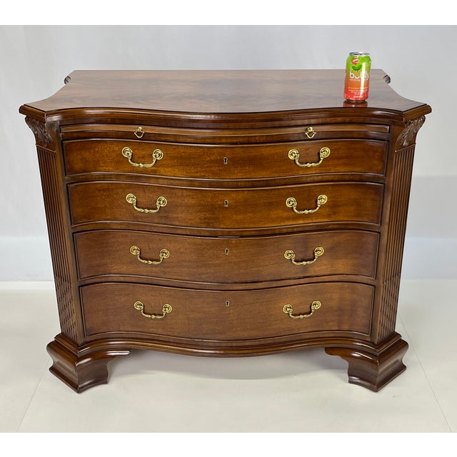 Late 20th Century EJ Victor Mahogany Serpentine Bachelor's Chest With Brushing Slide For Sale - Image 17 of 17